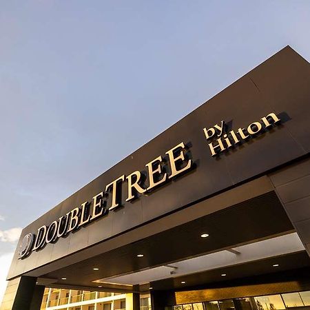 Doubletree By Hilton Calgary North 호텔 외부 사진