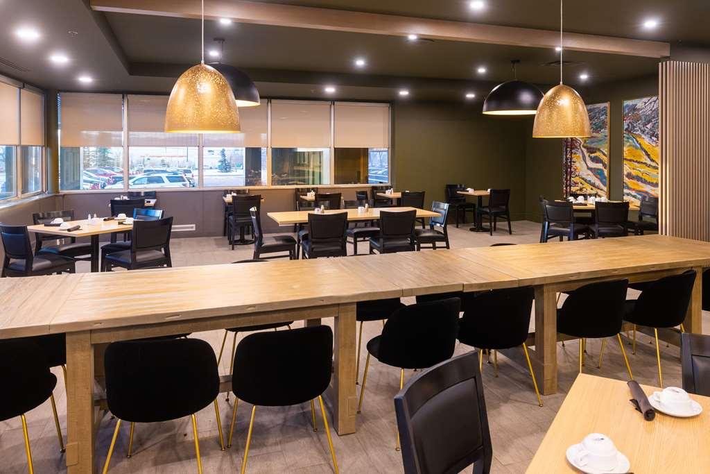 Doubletree By Hilton Calgary North 호텔 레스토랑 사진