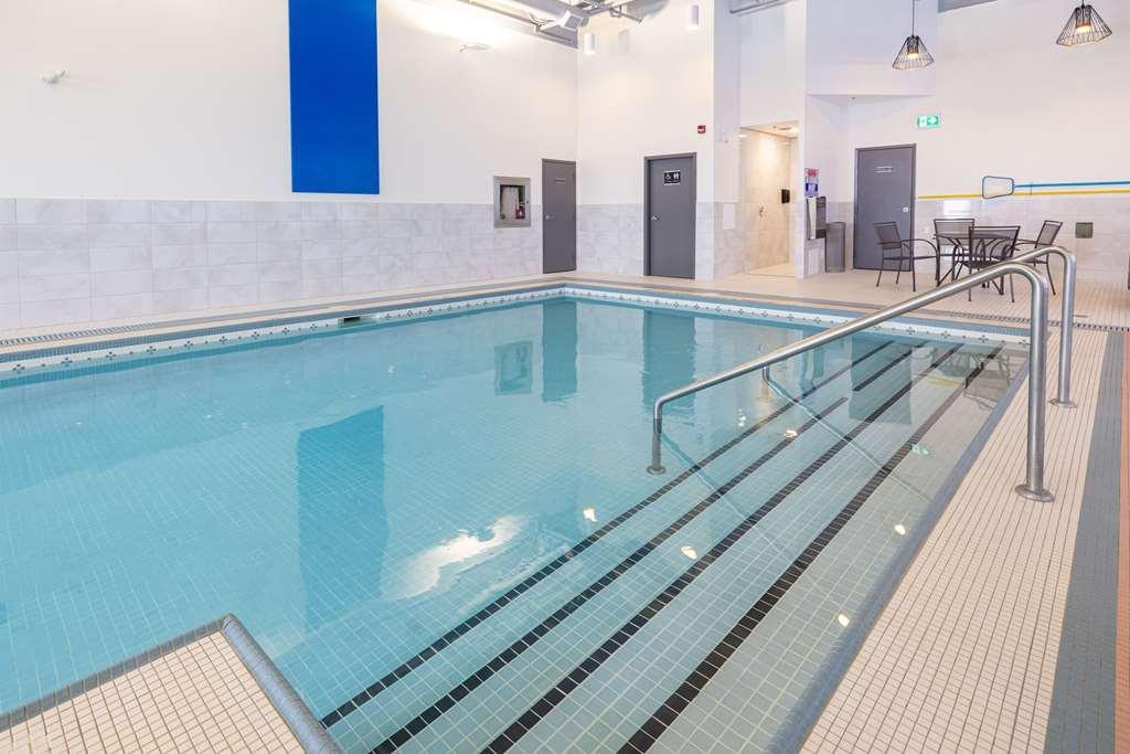 Doubletree By Hilton Calgary North 호텔 시설 사진