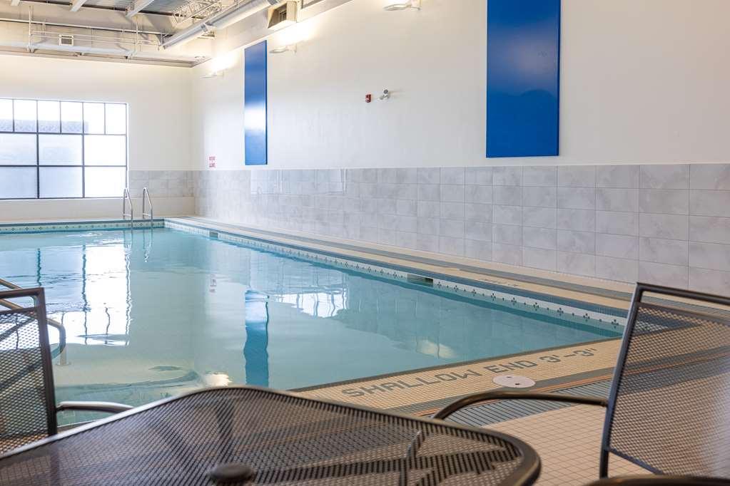 Doubletree By Hilton Calgary North 호텔 시설 사진